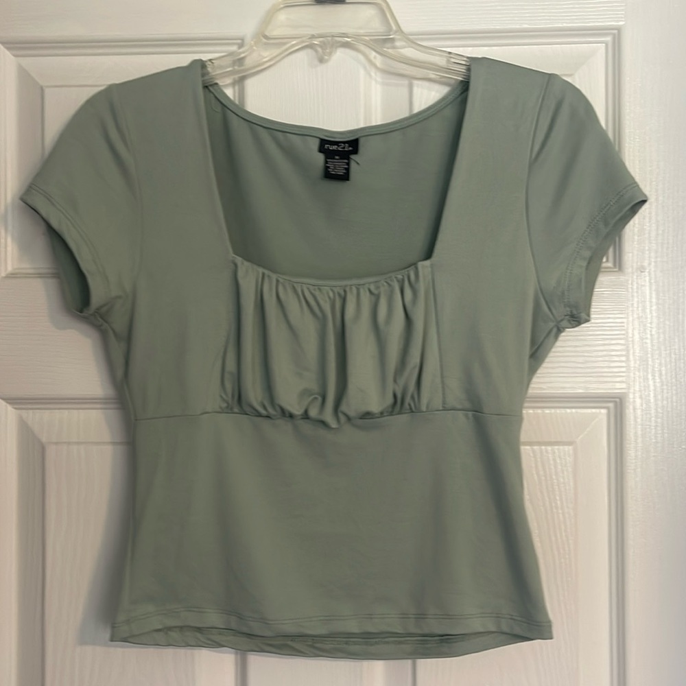 Medium top